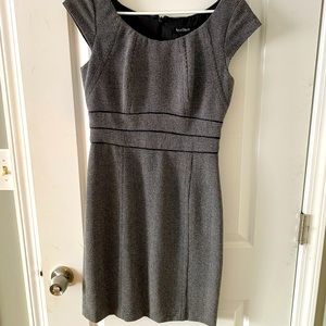 White House black market sheath dress size 4